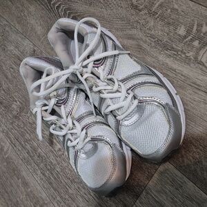 BCG tennis shoes, white, grey,‎ pink